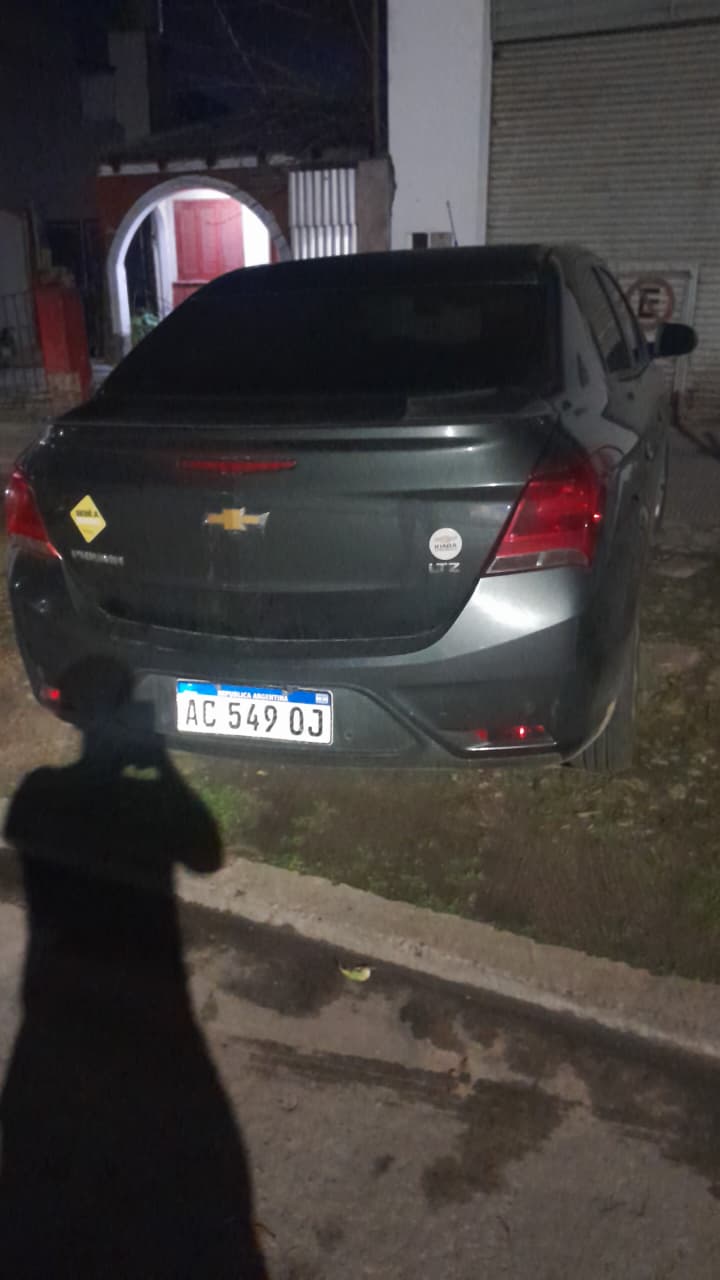 4b82fdaa-4fa1-4bd1-9484-64dd776812a9.jpg