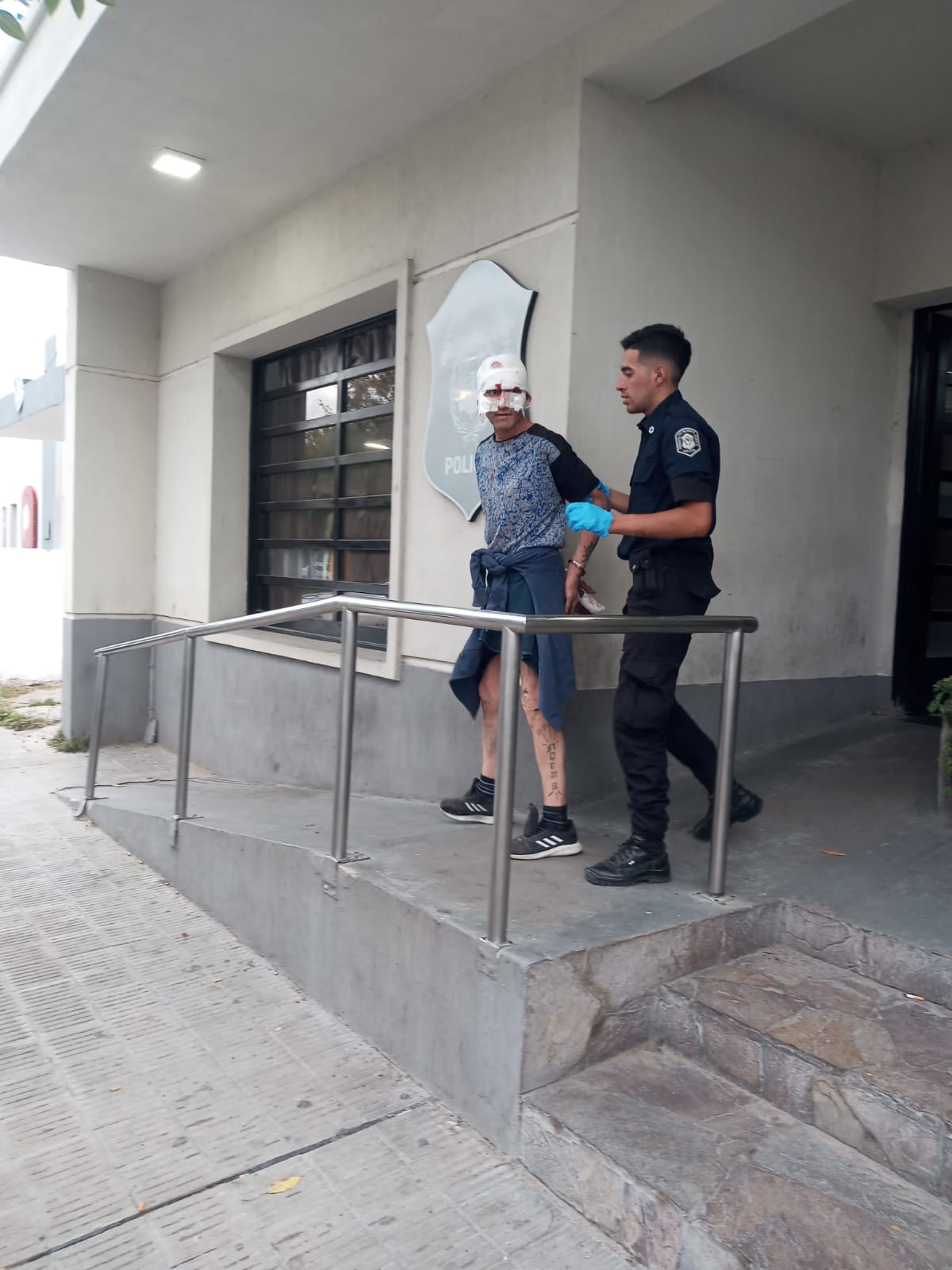 Labuenainfo | Otro ladrón fue linchado en La Plata por vecinos de los ...
